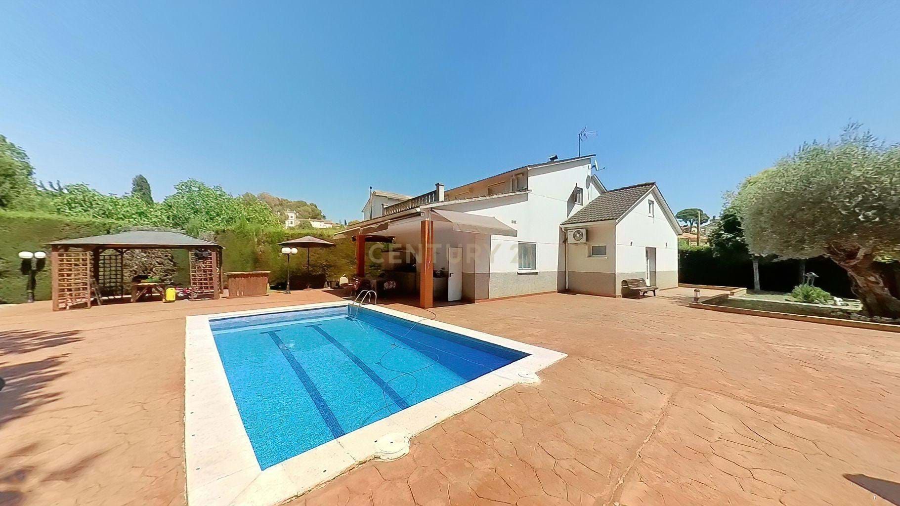 Vista exterior de Casa o xalet en venda en Lliçà d'Amunt