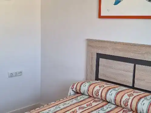 Dormitori de Pis en venda en Granada amb Aire condicionat, Parquet i Terrassa