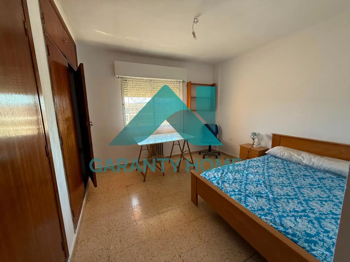 Schlafzimmer von Wohnung zur Miete in Cáceres mit Heizung, Terrasse und Möbliert
