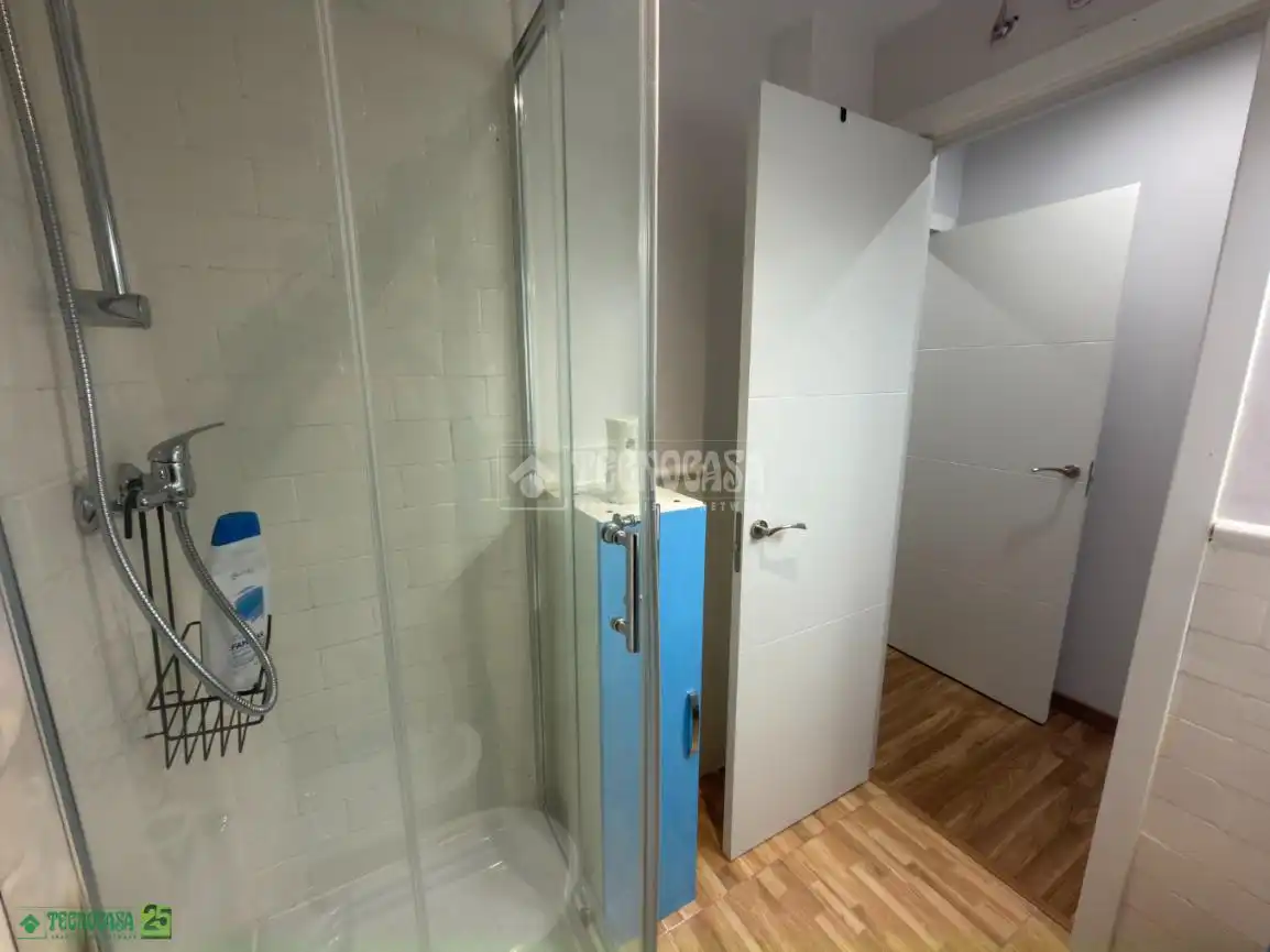 Baño de Piso en venta en Yepes con Aire acondicionado, Parquet y Terraza