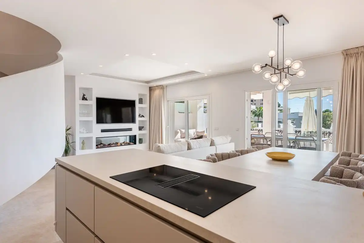 Kitchen of Detached homes for sale in Marbella  with Air Conditioner, Terrace and Community pool