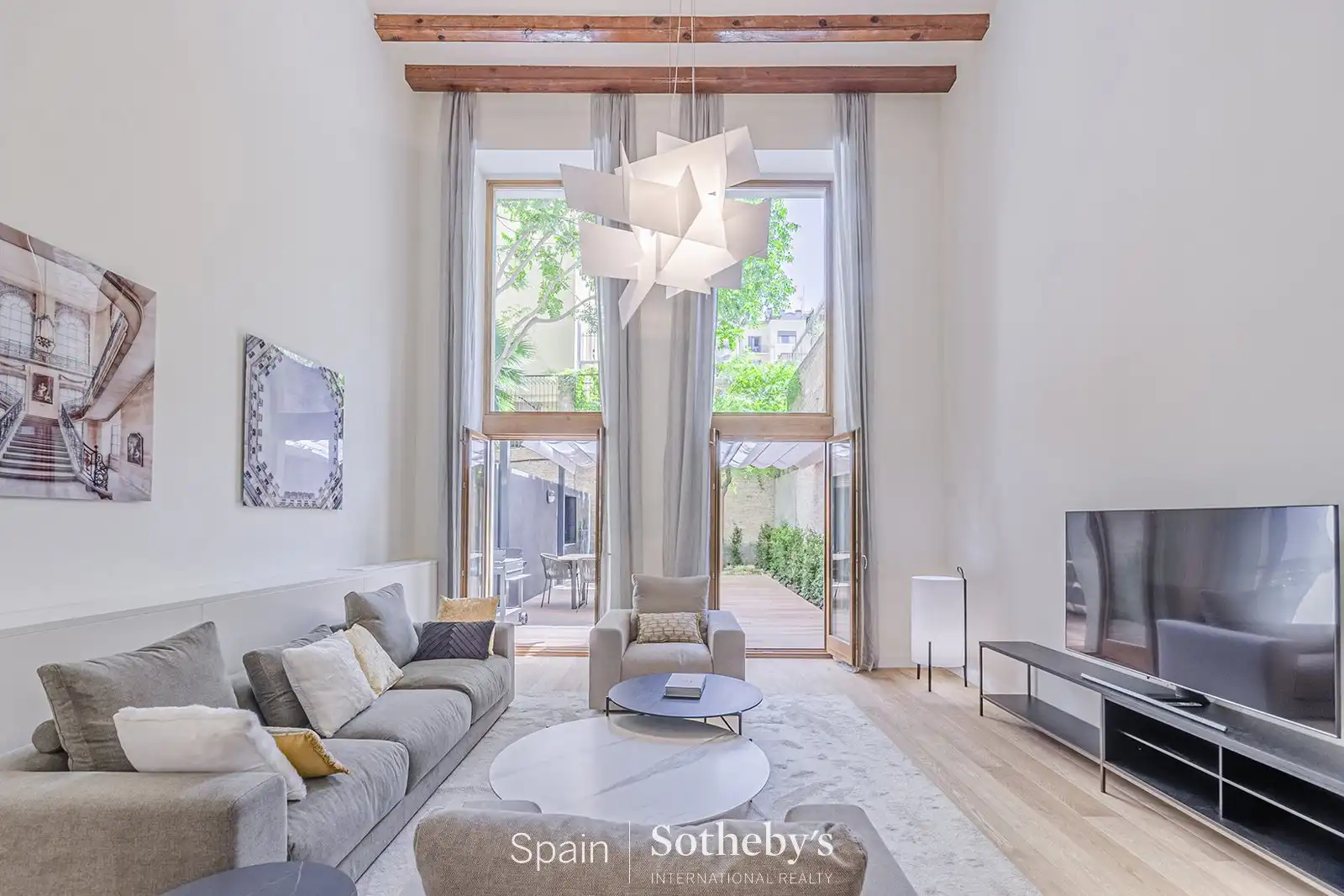 Apartment with garden for sale in Eixample, imagen 2