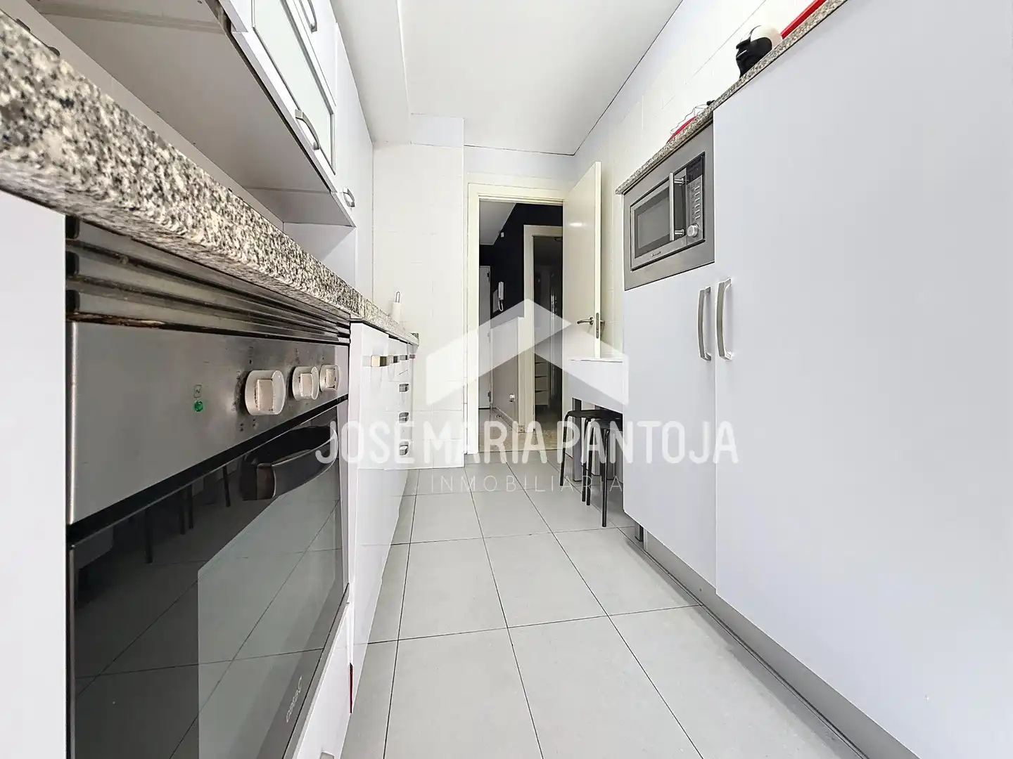 Cocina de Piso en venta en Jerez de la Frontera con Aire acondicionado, Jardín privado y Trastero
