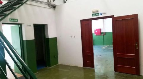 Foto 3 von Fabrikhallen zur Miete in Pisa, Mairena del Aljarafe