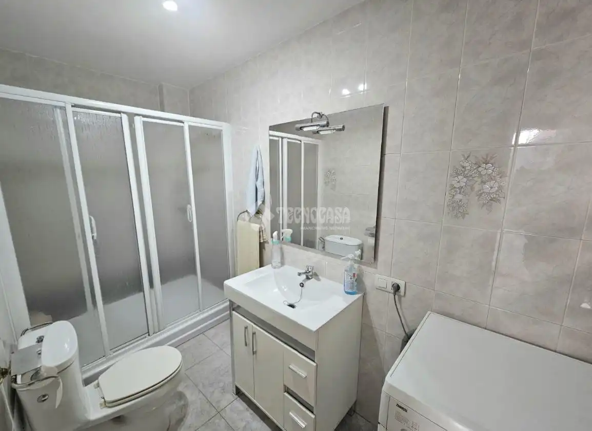 Bathroom of Houses for sale in Córdoba  with Terrace