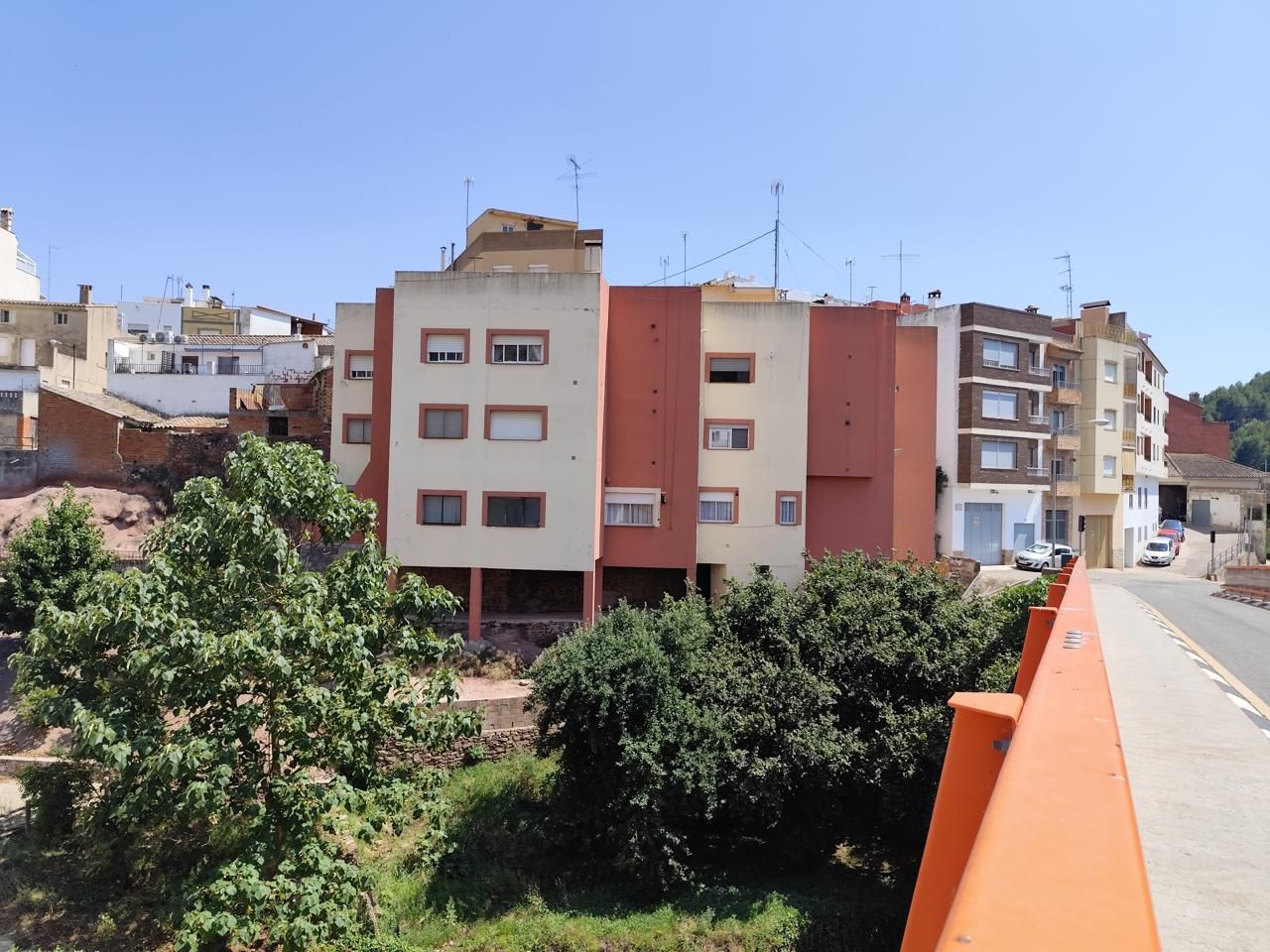Exterior view of Planta baja for sale in Gátova  with Furnished