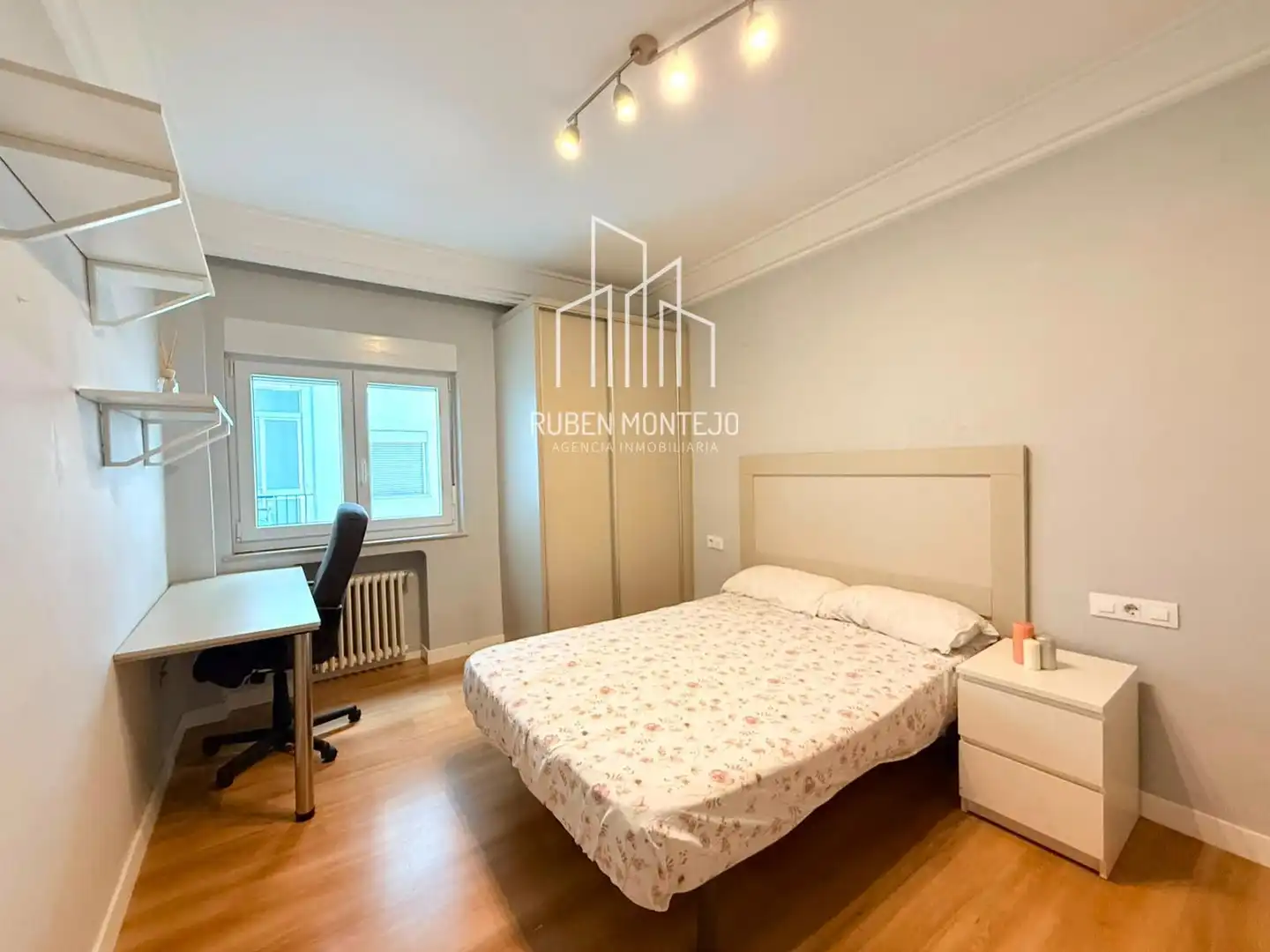 Habitación de Piso de alquiler en Salamanca con Calefacción, Parquet y Terraza