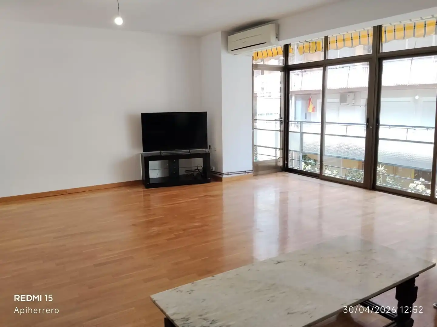Sala de estar de Piso de alquiler en Alicante / Alacant con Amueblado y Balcón