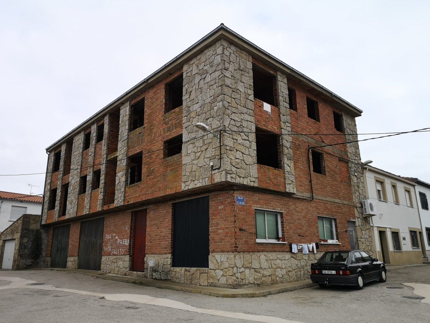 Exterior view of Building for sale in Yecla de Yeltes