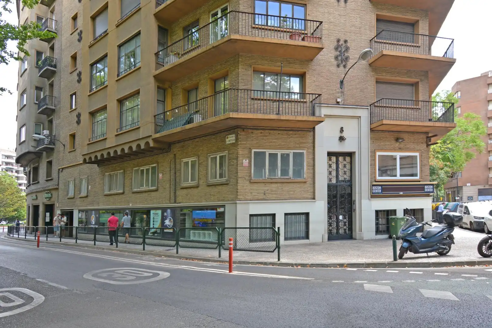 Vista exterior de Pis en venda en Zaragoza amb Calefacció, Terrassa i Balcó
