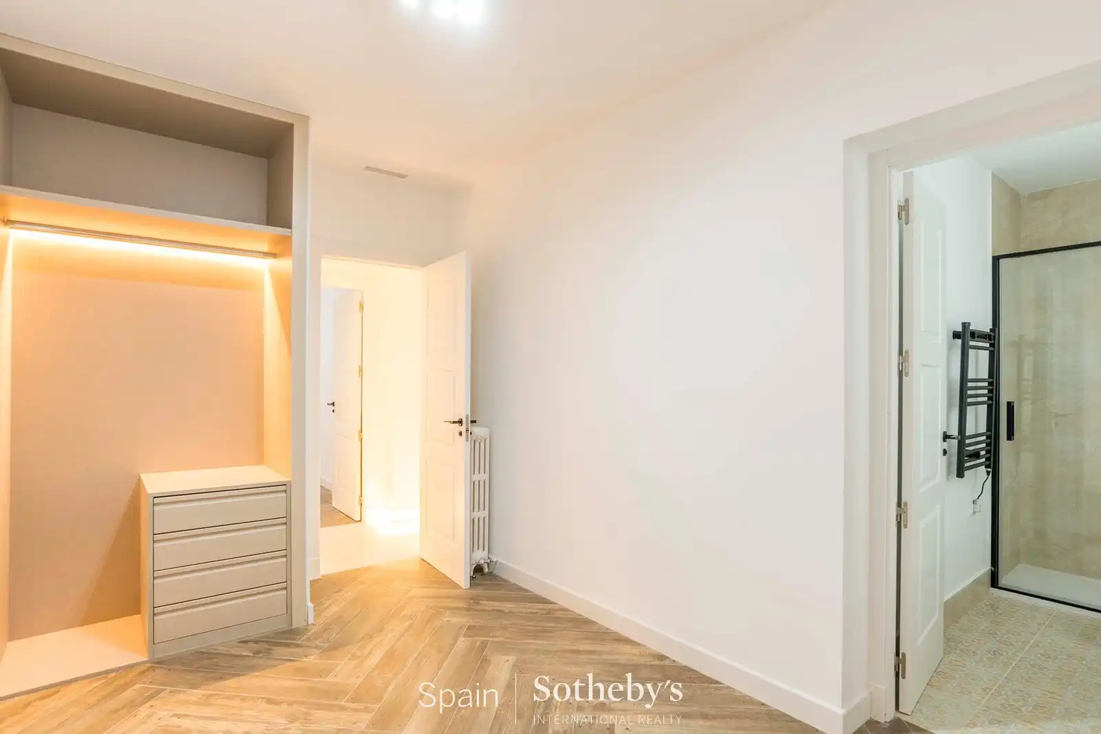 Apartments for sale in Calle de Benito Gutiérrez, Argüelles