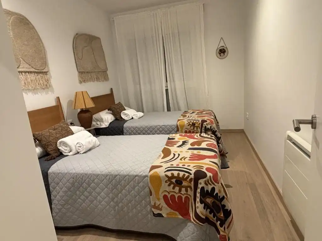Dormitori de Pis en venda en Ortigueira amb Calefacció, Jardí privat i Terrassa