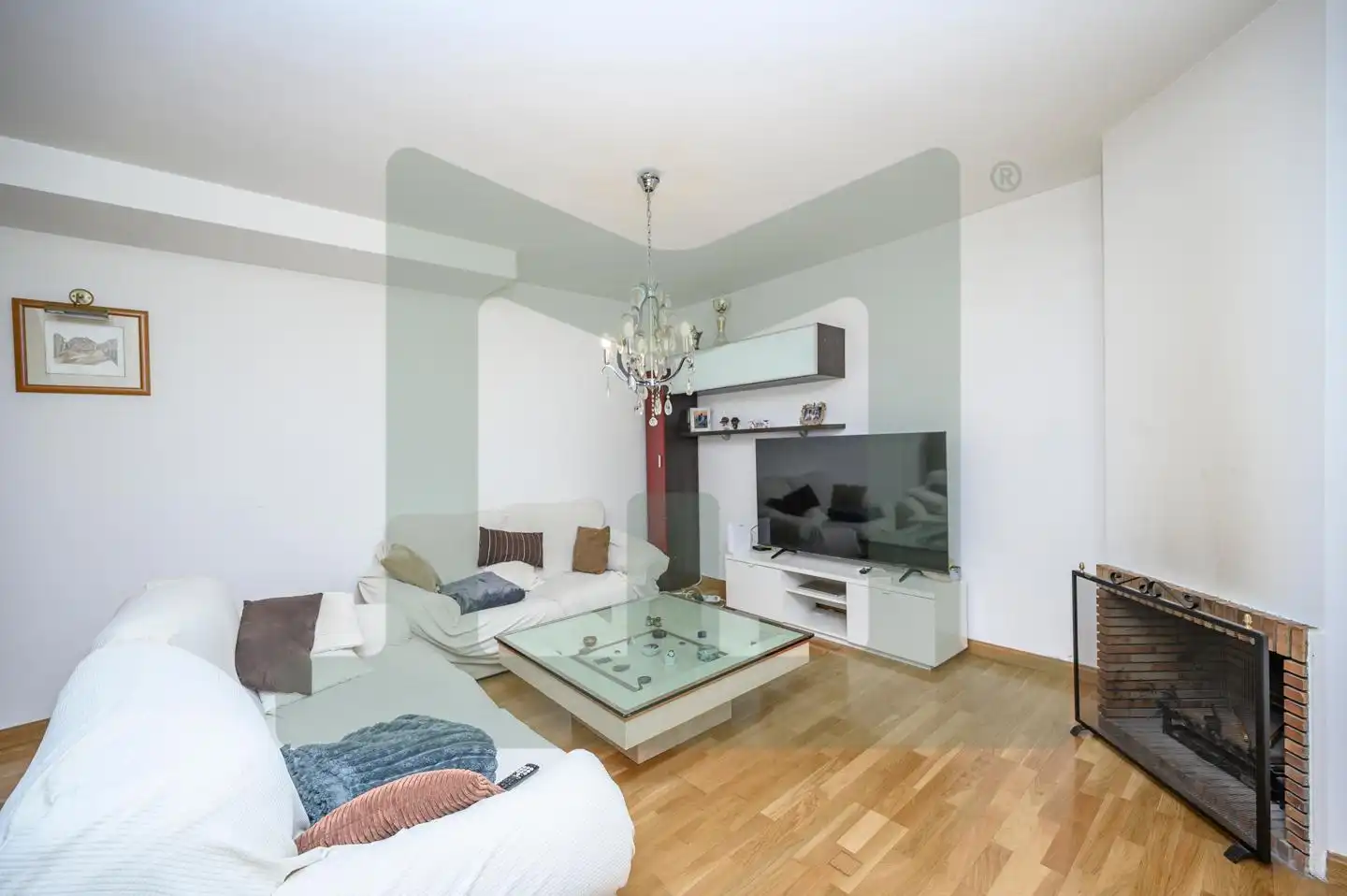 Sala d'estar de Casa o xalet en venda en Villanueva del Pardillo amb Aire condicionat, Calefacció i Jardí privat