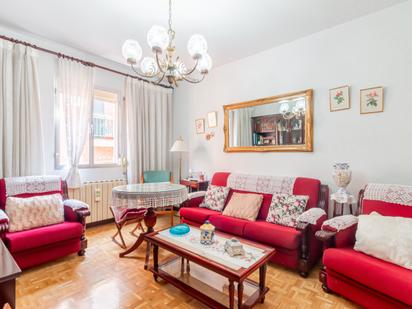 Living room of Flat for sale in  Madrid Capital  with Heating