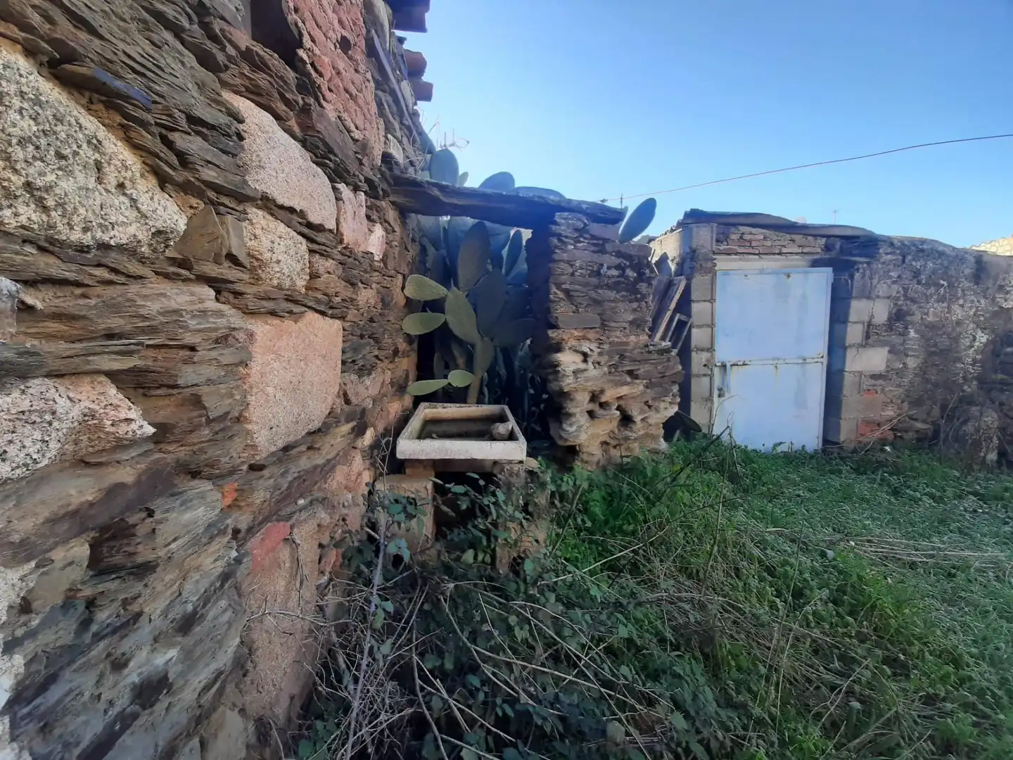 Exterior view of Houses for sale in Botija  with Private garden and Storage room