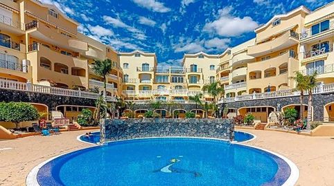 Foto 2 de Piso en venta en Falua, Los Cristianos, Arona
