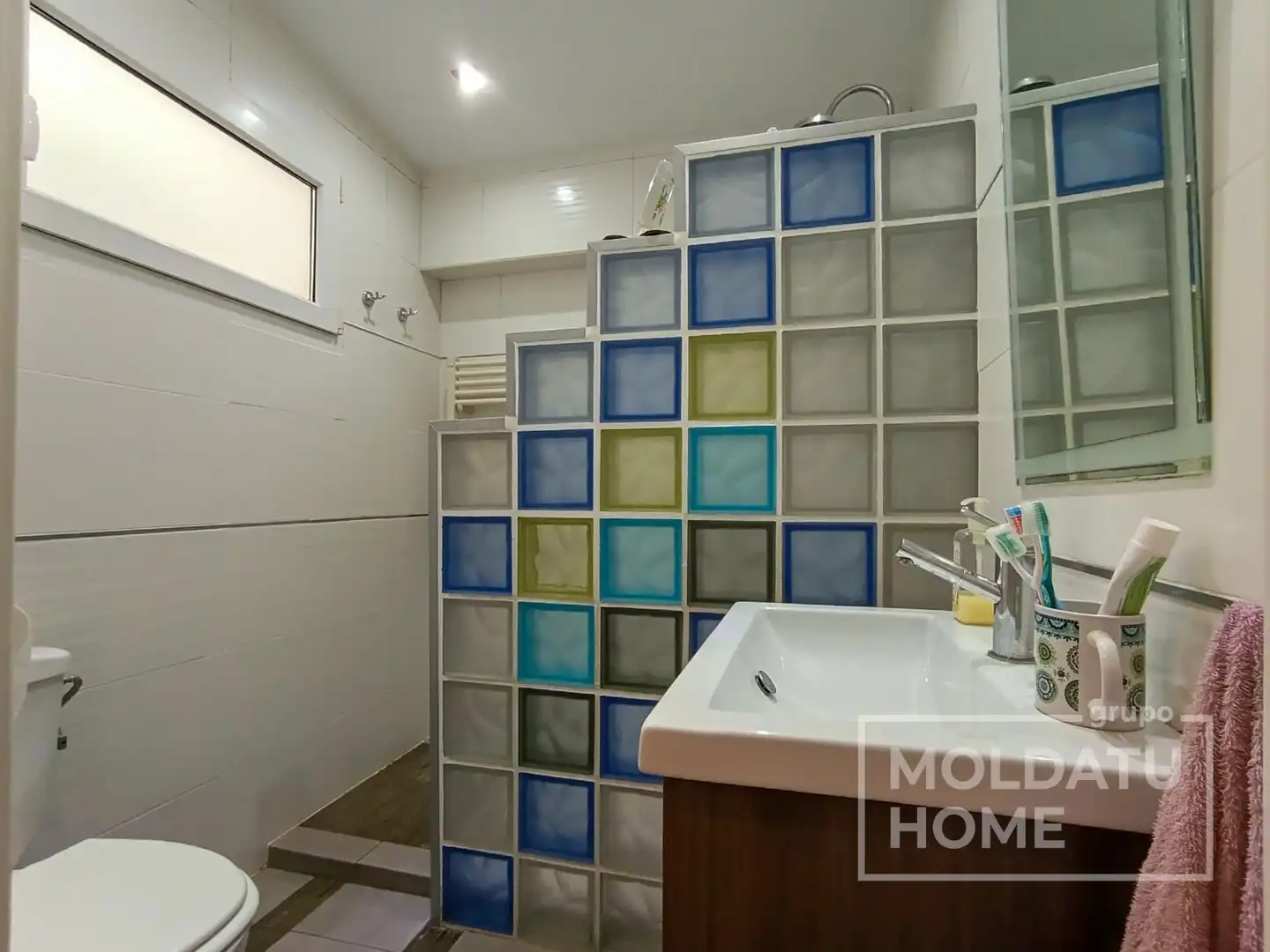 Baño de Piso en venta en Irun  con Calefacción y Amueblado