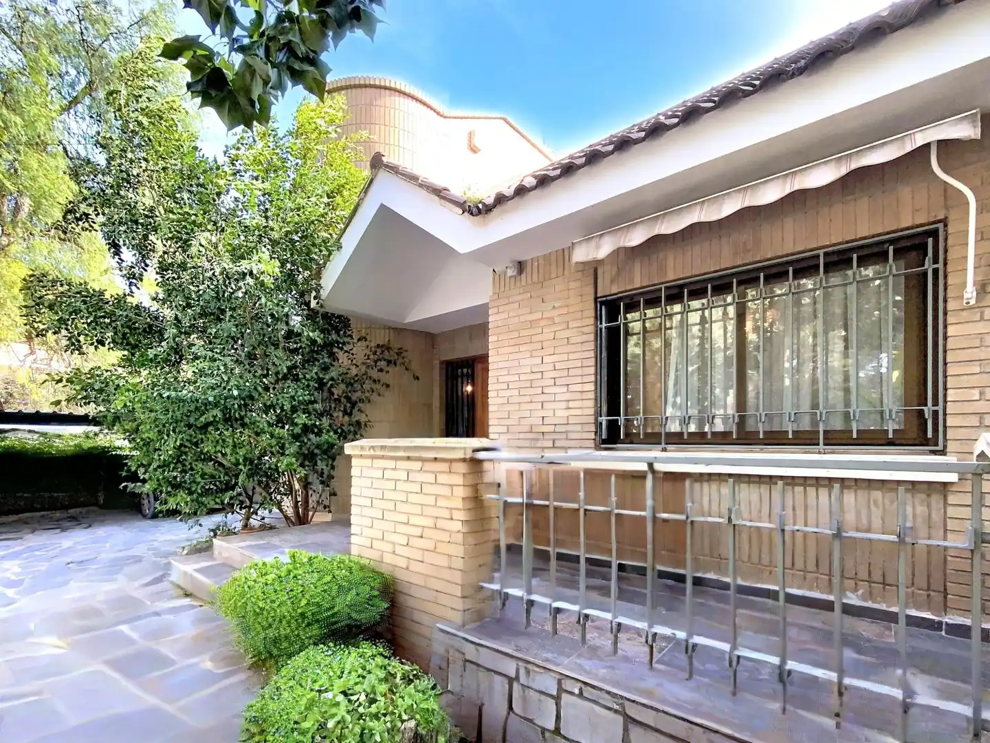 Vista exterior de Casa o chalet en venta en Bétera con Aire acondicionado, Calefacción y Terraza
