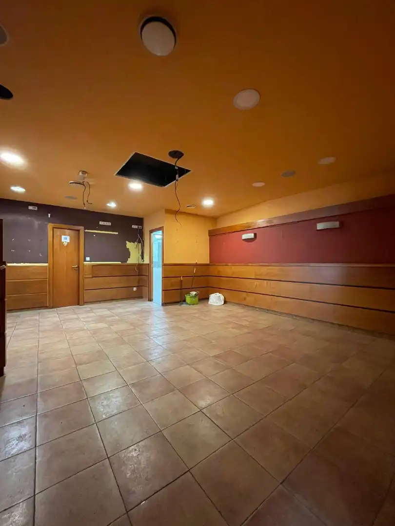 Local comercial en alquiler en Carrer de l'Endavallada 6, imagen 8