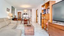Living room of Flat for sale in  Barcelona Capital  with Heating, Terrace and Balcony