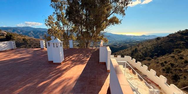 Casa-chalet en Venta en Residencial Jardín Botánico