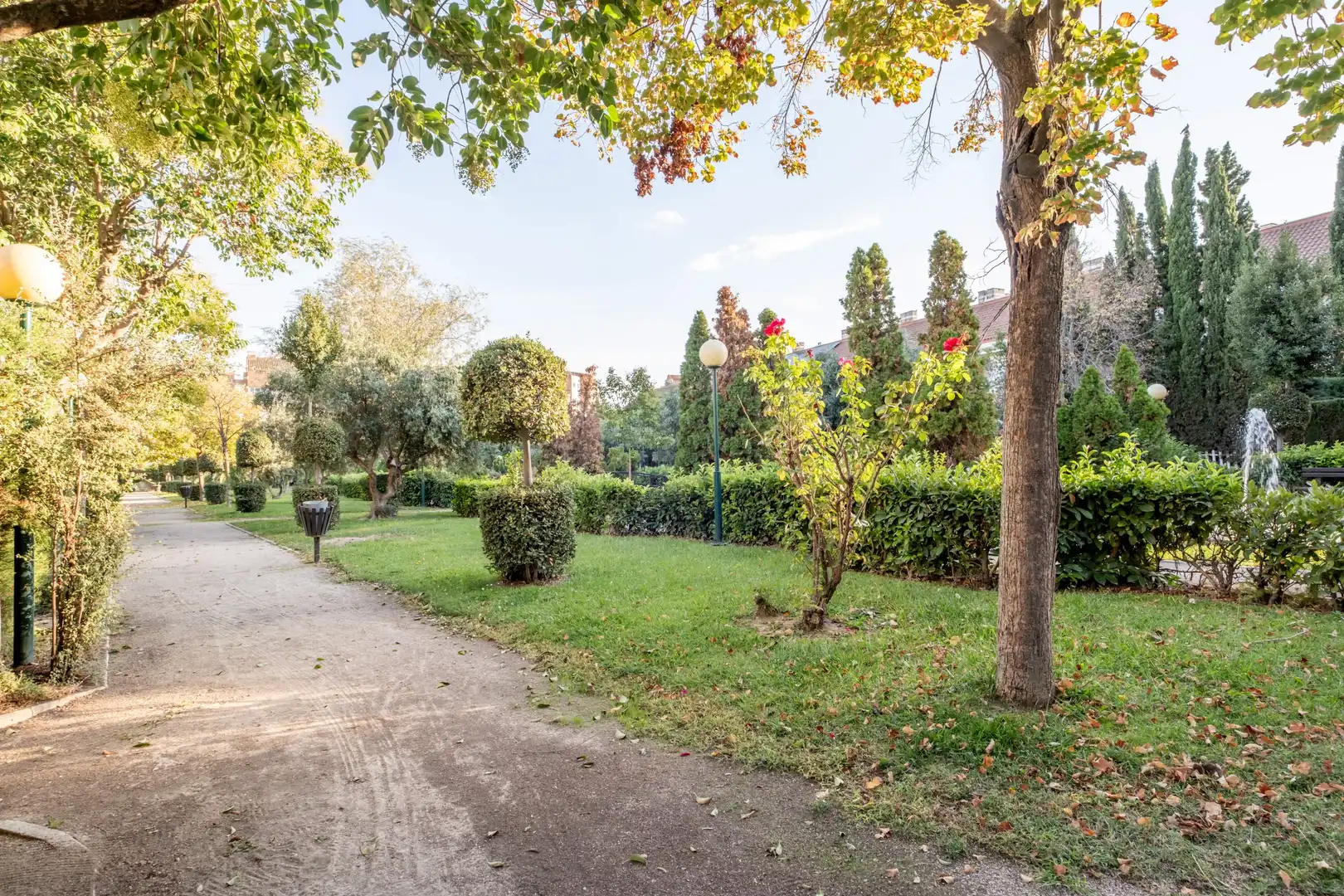 Garden of Detached homes for sale in Zaragoza  with Air Conditioner, Heating and Community pool