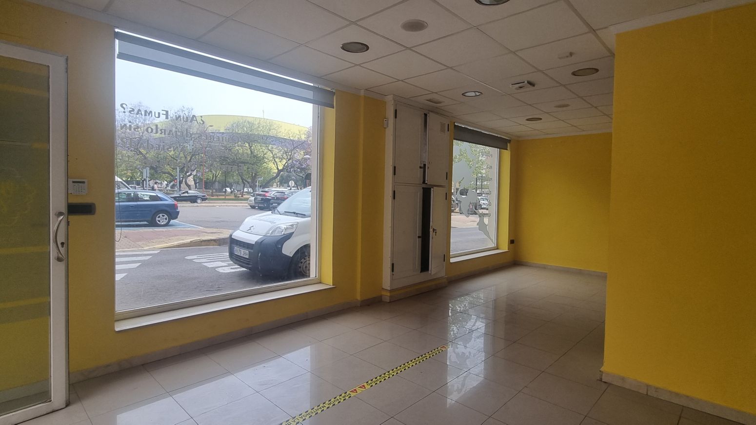 Local de lloguer en Vila-real amb Terrassa