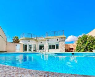 Piscina de Casa o xalet de lloguer en Torrevieja amb Terrassa i Piscina