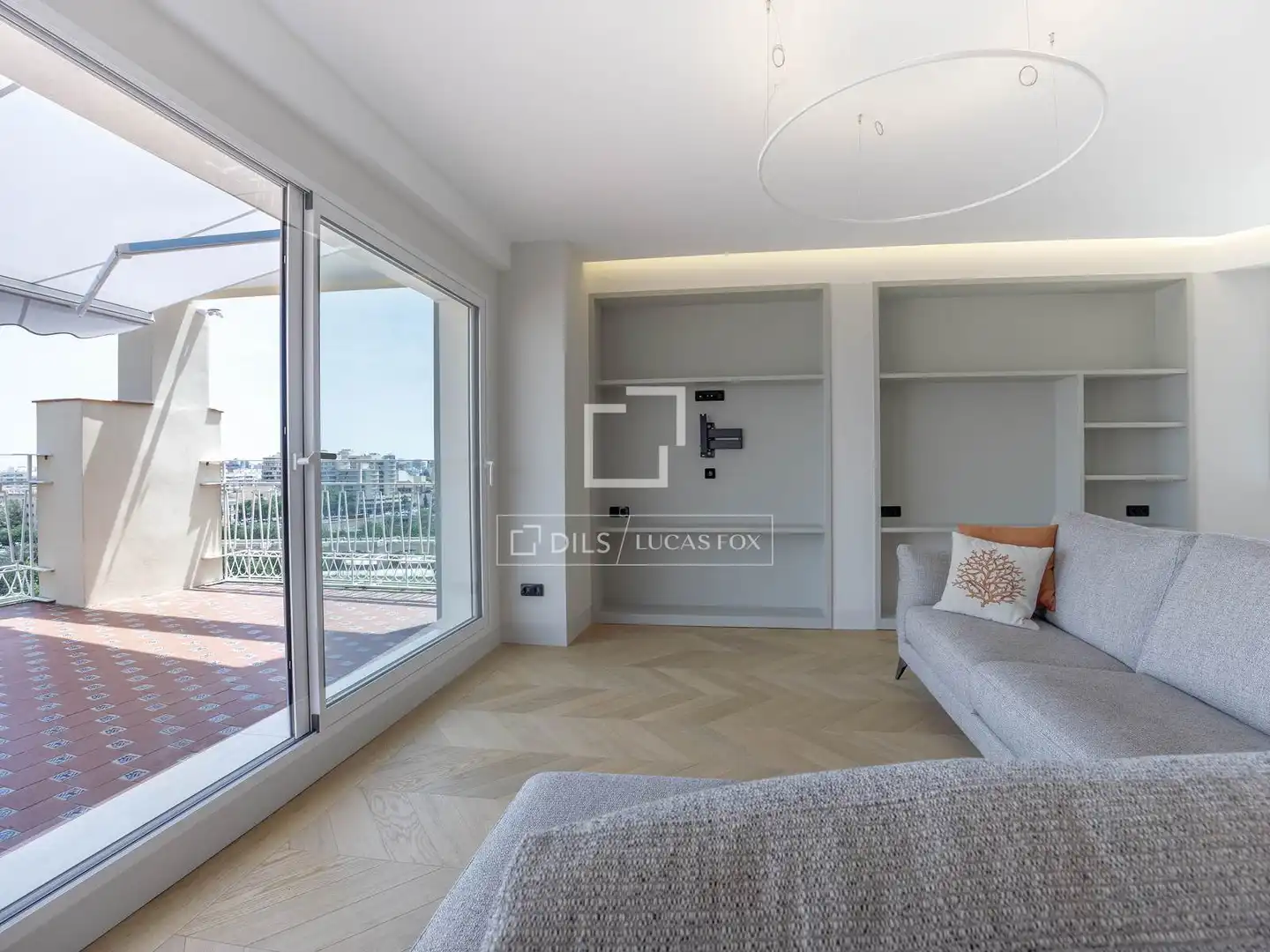 Living room of Attic for rent in Valencia  with Air Conditioner, Heating and Parquet flooring
