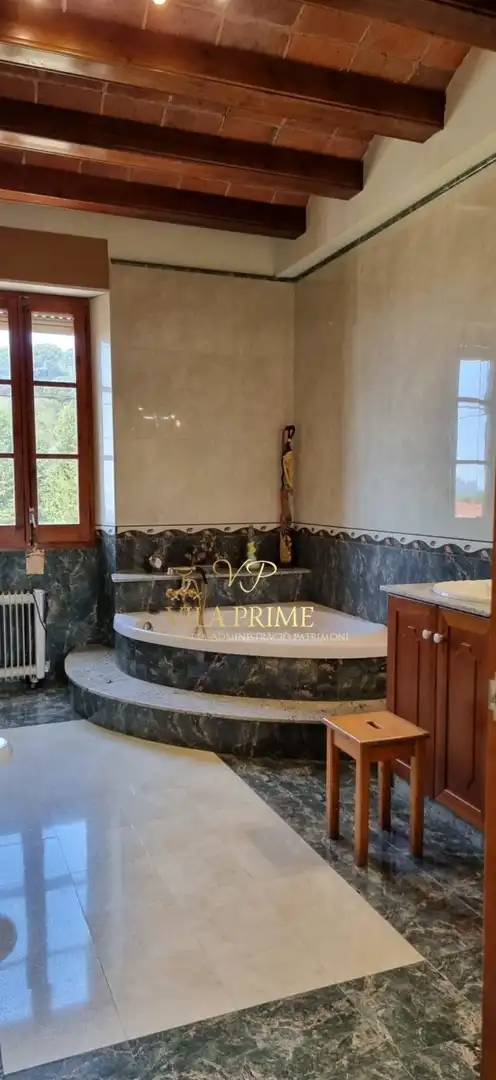 Badezimmer von Country house zum Verkauf in Mataró mit Klimaanlage, Heizung und Privatgarten