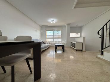 Bungalow with balcony for sale in Calle LEANDRO GRAS LIMIÑANA