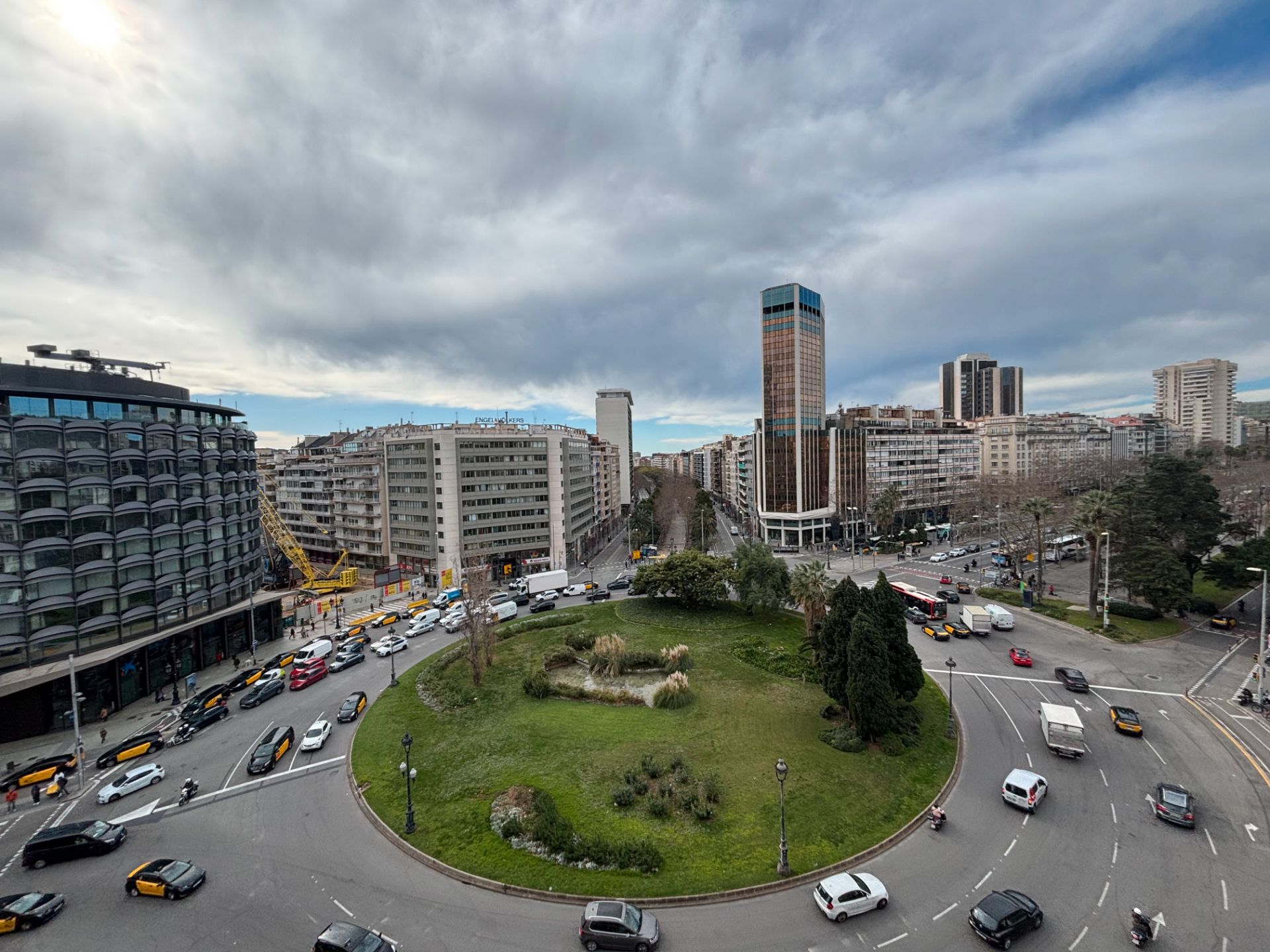 Oficina de lloguer a Plaça de Francesc Macià, Sant Gervasi- Galvany, Sarrià - Sant Gervasi