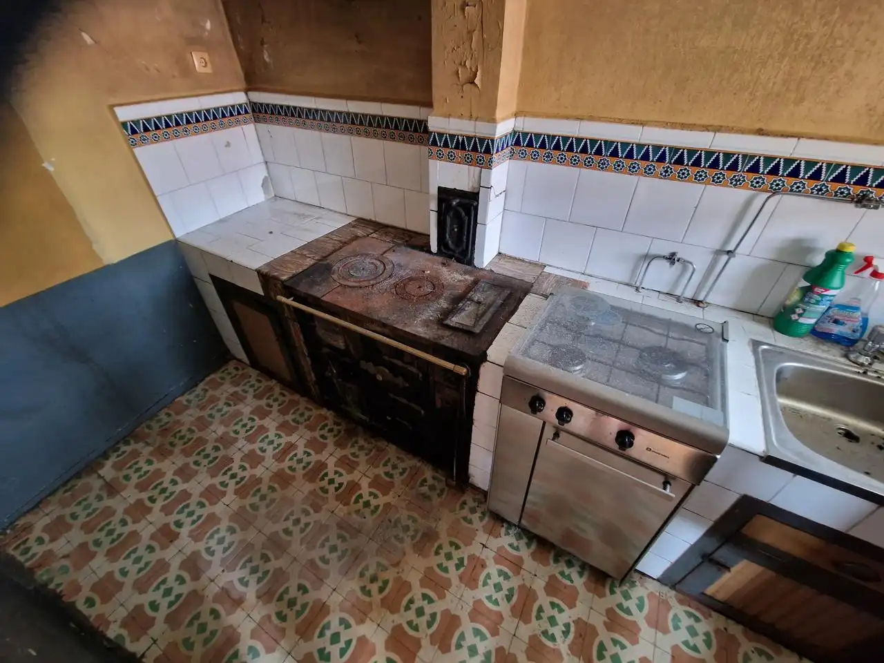 Cocina de Finca rústica en venta en Nogueira de Ramuín