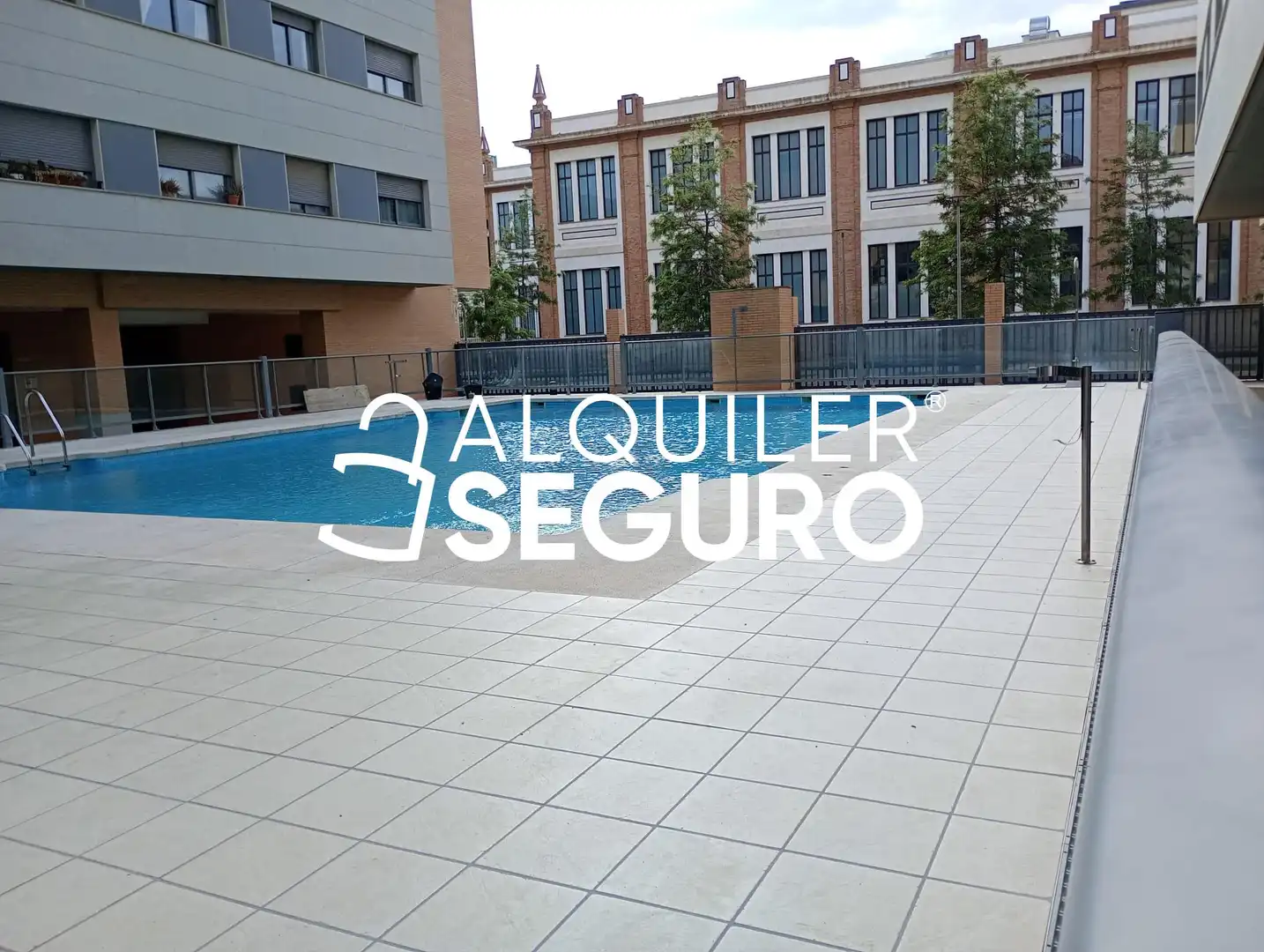 Flat with pool to rent in Pacifico, imagen 2