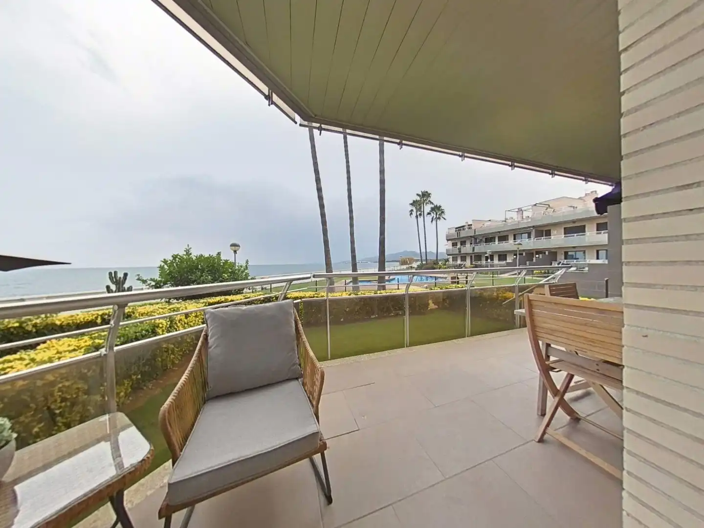 Terraza de Planta baja en venta en Mont-roig del Camp con Aire acondicionado, Jardín privado y Terraza