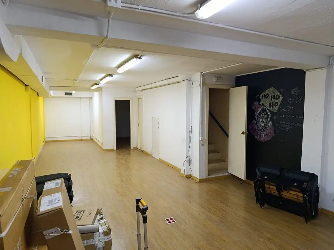 Büro zur Miete in Barcelona mit Klimaanlage und Heizung