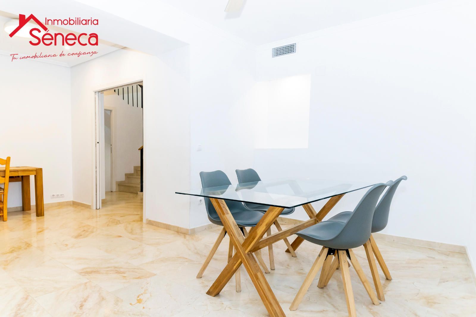 Comedor de Casa o chalet en venta en  Córdoba Capital con Aire acondicionado, Calefacción y Terraza