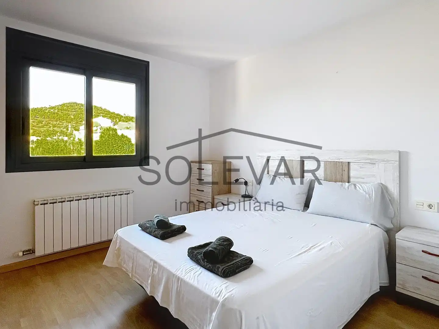 Schlafzimmer von Wohnung zum Verkauf in La Pobla de Segur mit Klimaanlage, Heizung und Parkett