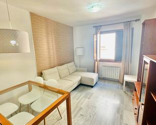 Sala d'estar de Pis de lloguer en  Granada Capital amb Calefacció, Moblat i Rentadora
