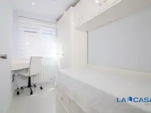 Schlafzimmer von Wohnung zum Verkauf in Bilbao  mit Heizung und Balkon