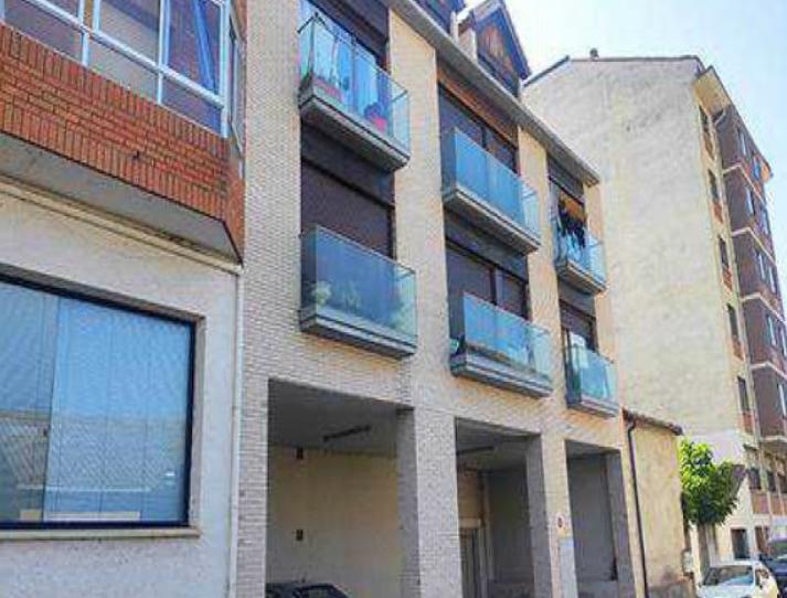 Foto 1 de Garatge en venda a C/ San Fermín, Sardas - Puente de Sabiñánigo, Huesca