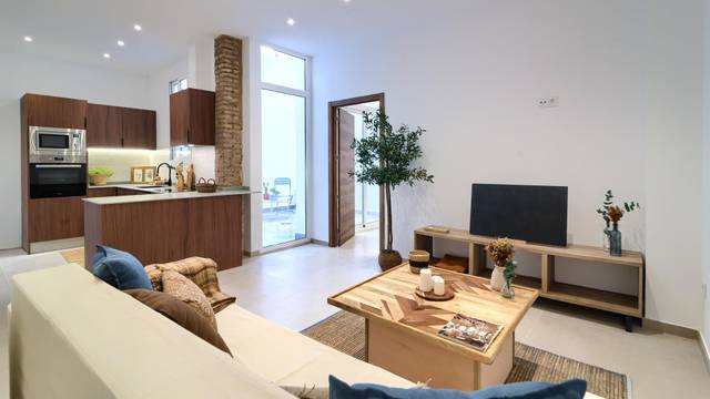 Planta baja en Venta en Calle Ramón de Rocafull en El Cabanyal - El Canyamelar