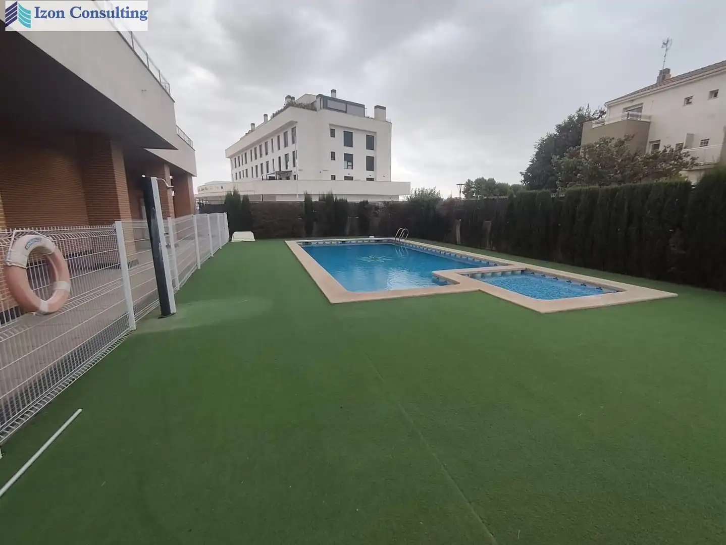 Àtic amb piscina de lloguer a Facultad de Medicina, imagen 2
