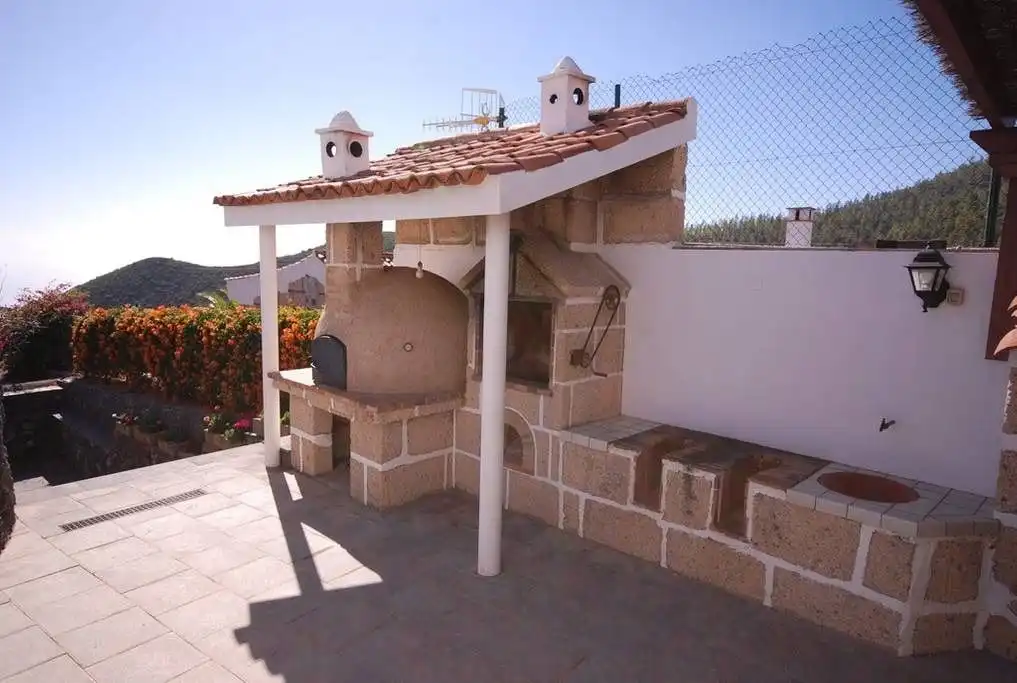 Houses for sale in Calle Buen Viaje, Cruz de Tea