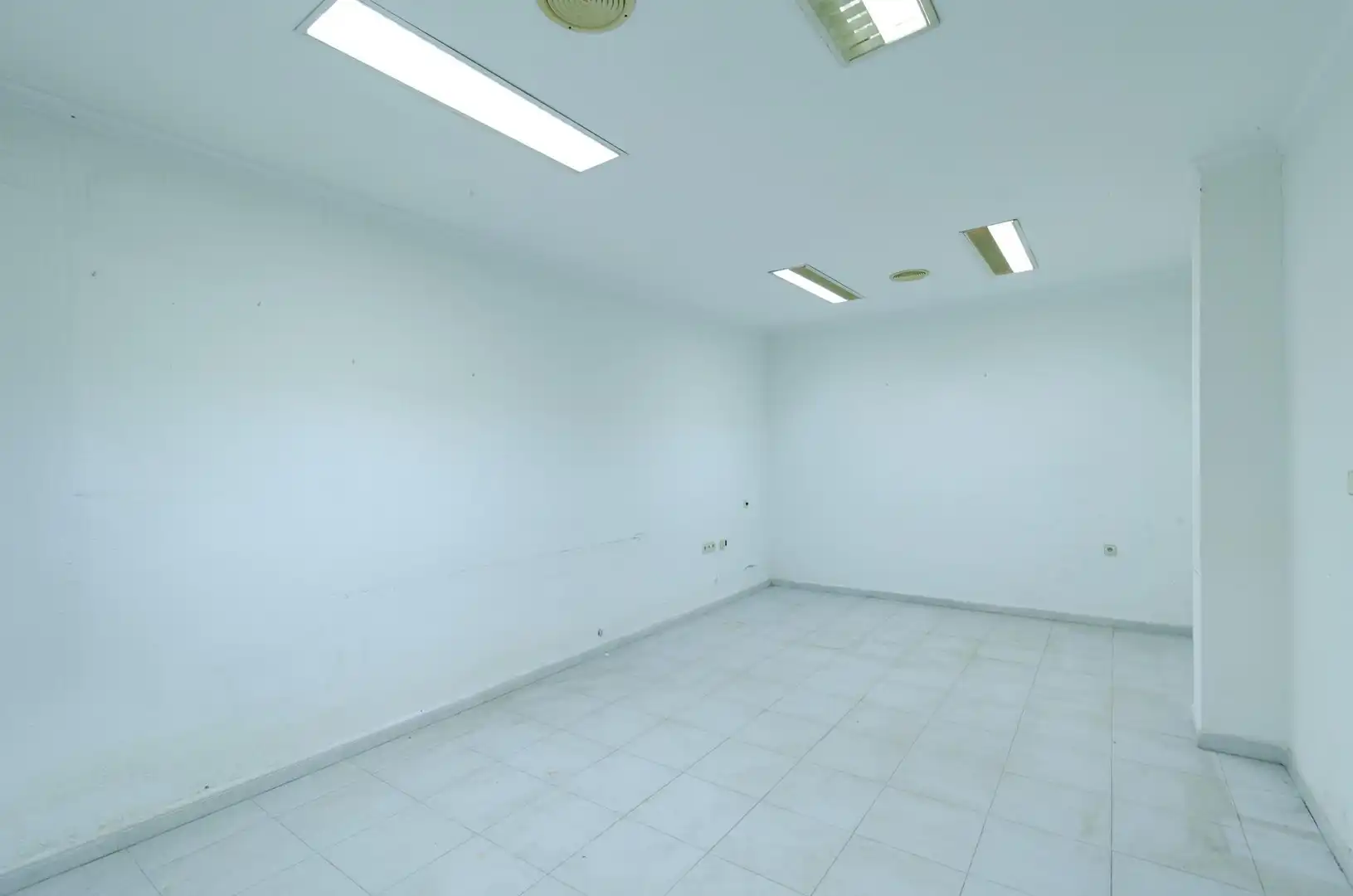 Gewerbefläche zum Verkauf in Plaza Poeta Pelayo 3, imagen 13