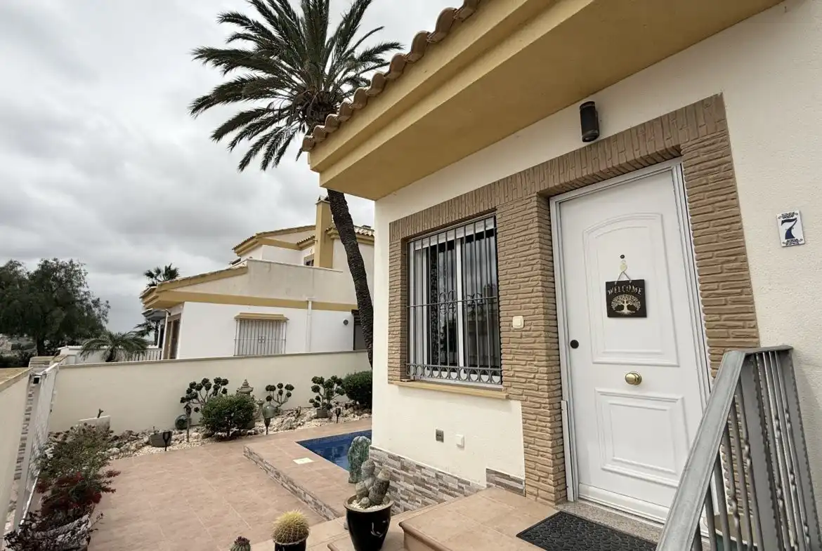 Exterior view of Country homes for sale in  Murcia Capital  with Storage room, Swimming Pool and Furnished