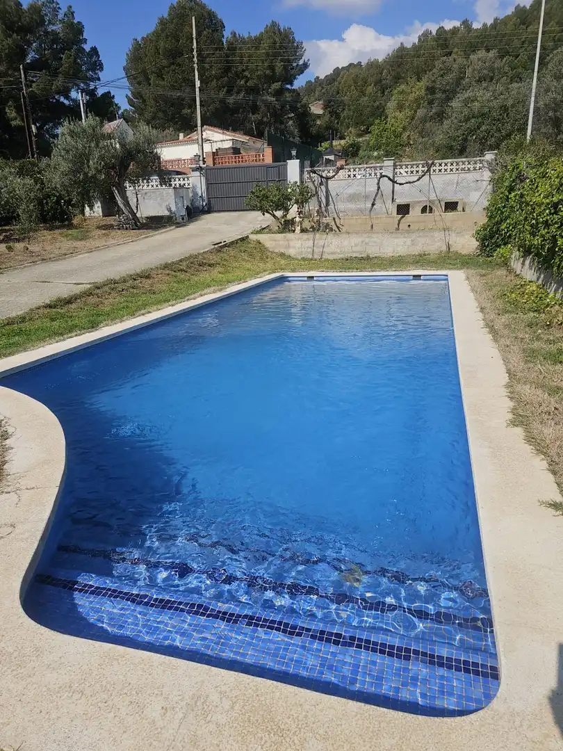 Piscina de Casa o chalet en venta en Esparreguera con Jardín privado, Terraza y Piscina