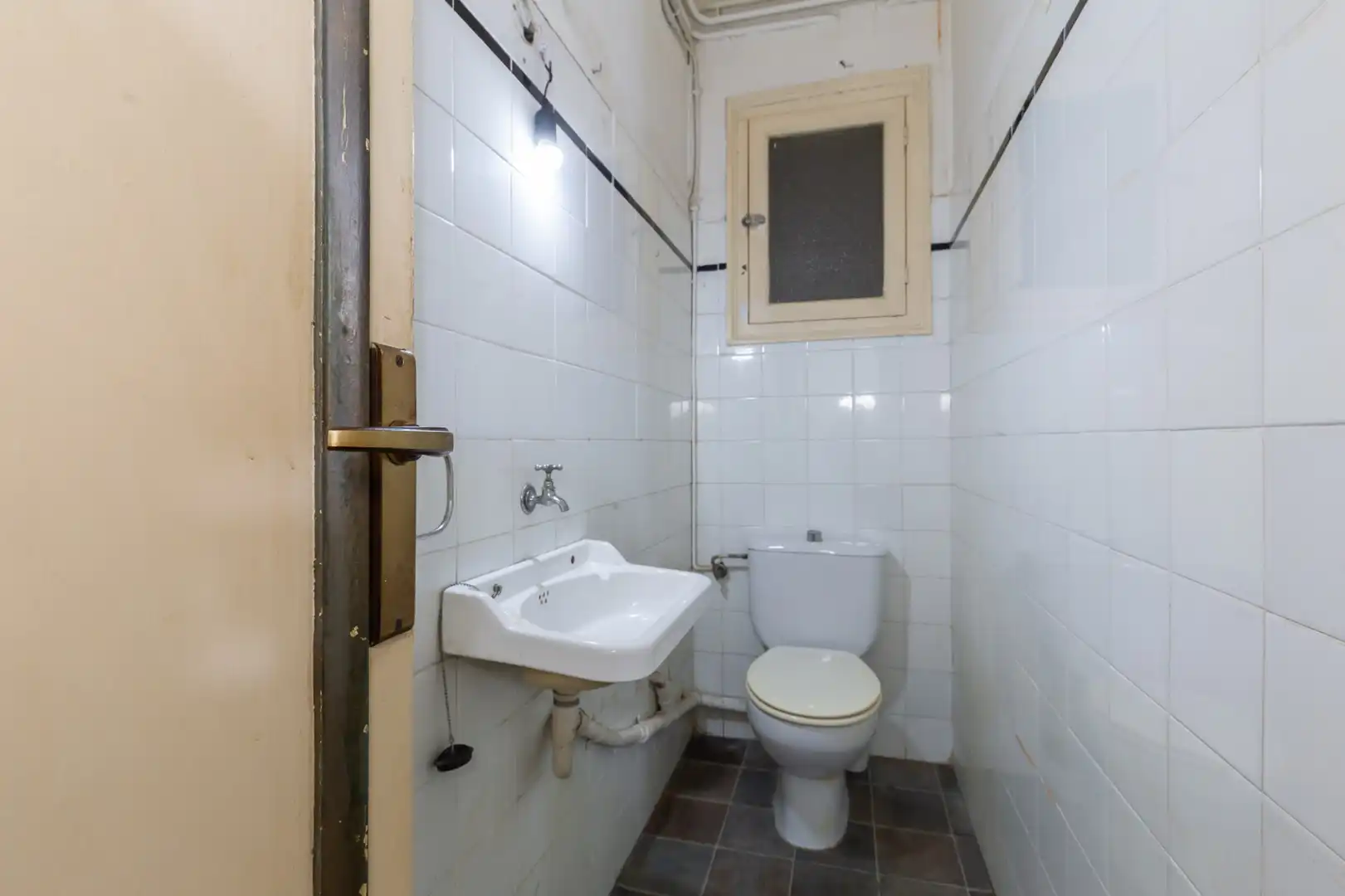 Baño de Piso en venta en Barcelona con Aire acondicionado, Calefacción y Terraza
