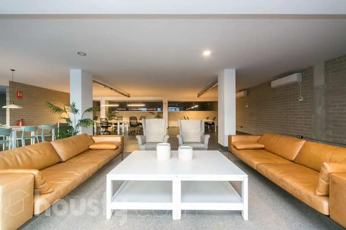 Sala d'estar de Planta baixa en venda en Sabadell amb Aire condicionat, Calefacció i Jardí privat