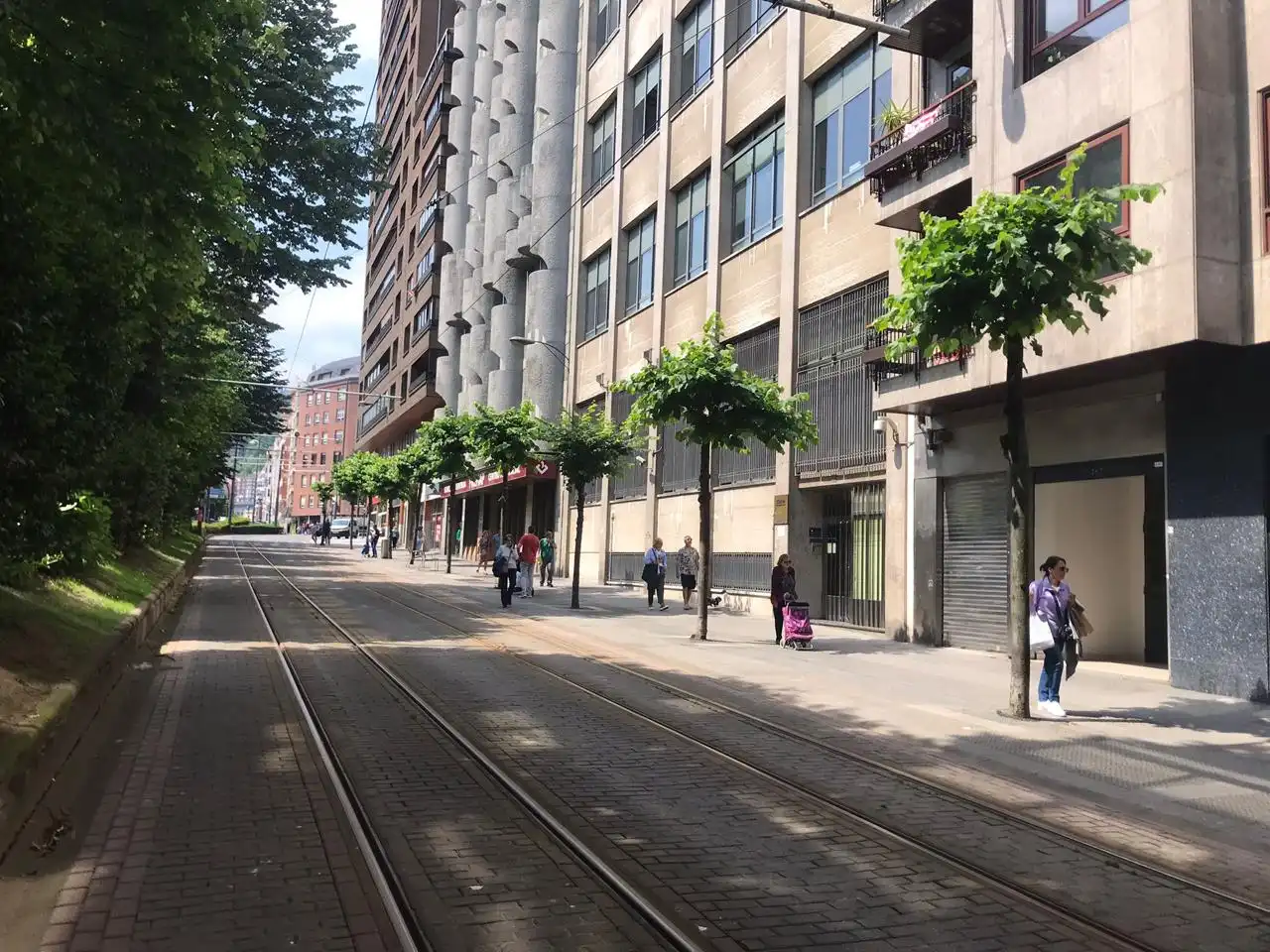 Business premises to rent in Sabino Arana Etorbidea, imagen 13